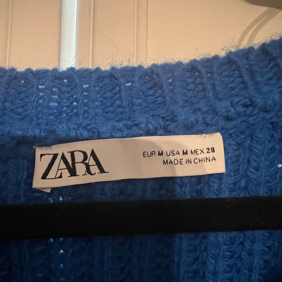Zara Sweater - Picture 3 of 3